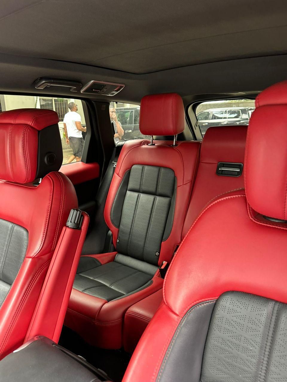 Range Rover Sports  - View 4
