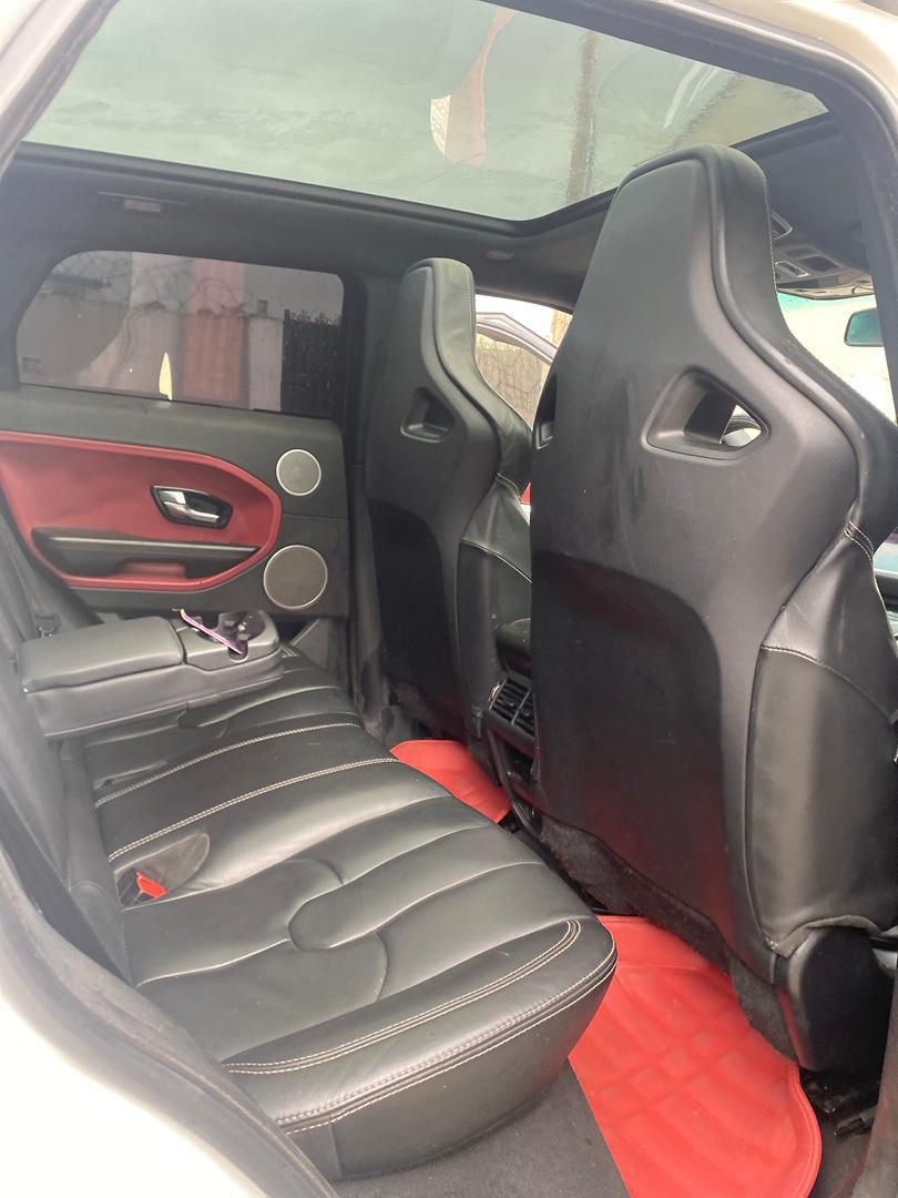Evoque - View 4
