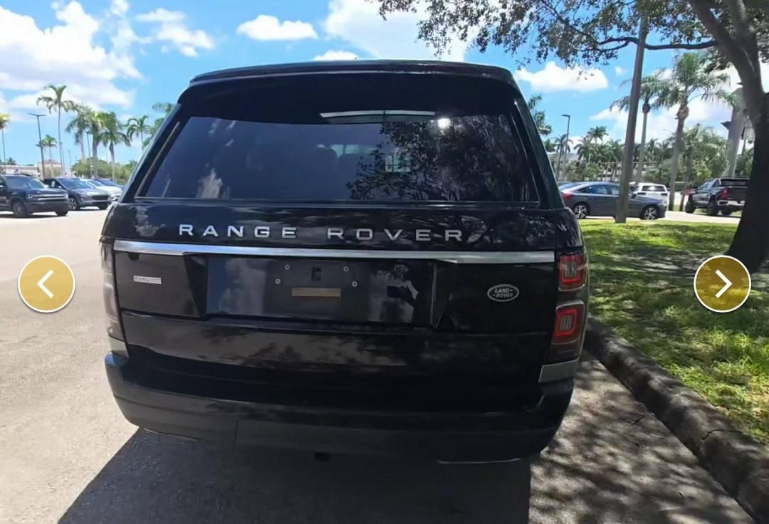 Range Rover Voque - View 2