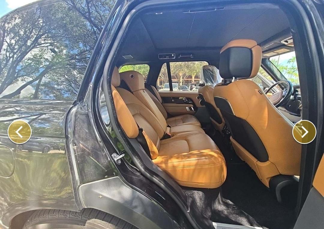 Range Rover Voque - View 4