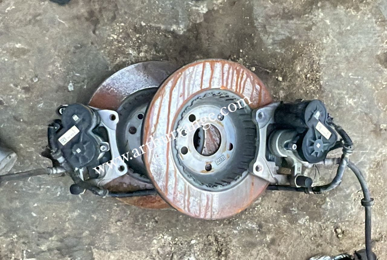 Brake Disc / Caliper - View 3