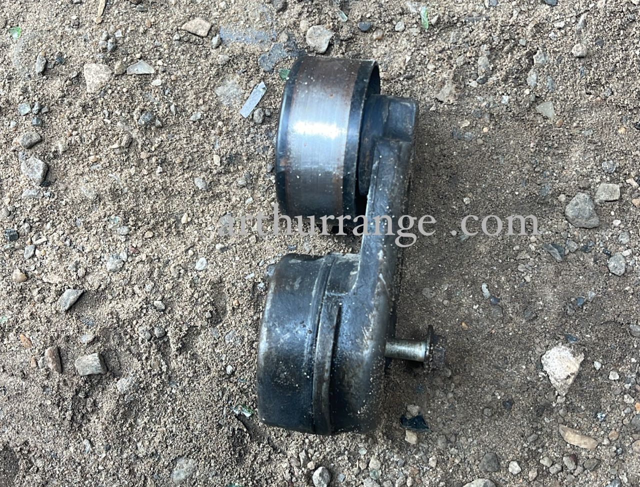 Engine Belt Adjuster Sports / Vogue / Lr3 2006-2008 (Small) - View 3