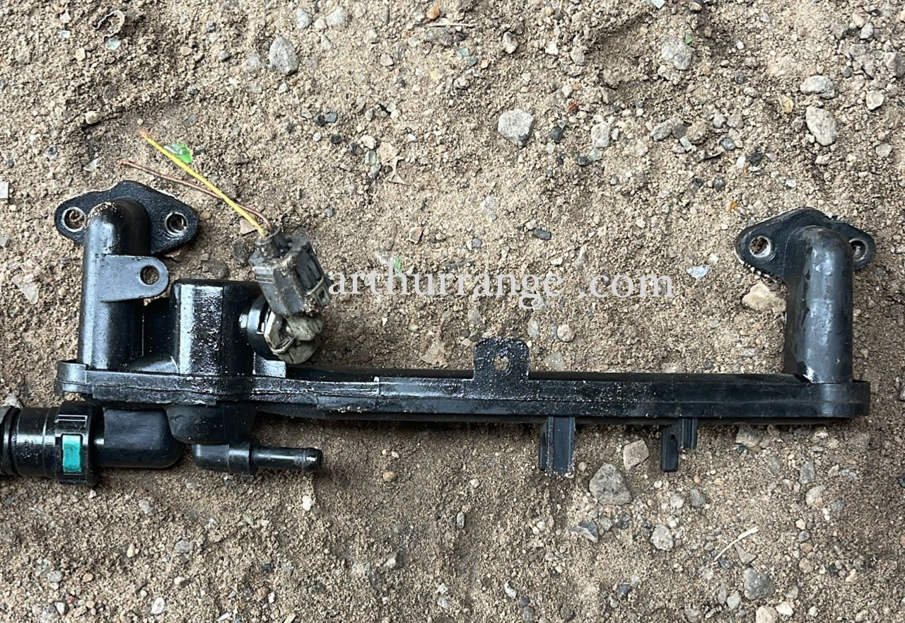 Back Heater Hose Sports / Vogue / Lr4 20010-2014