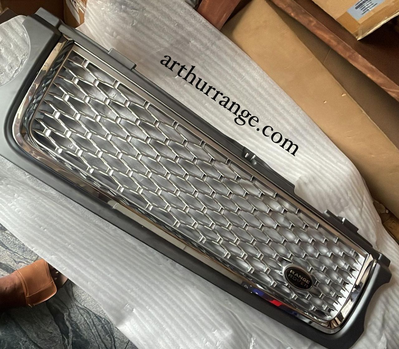 Front Grill  Vogue 2012 - View 4