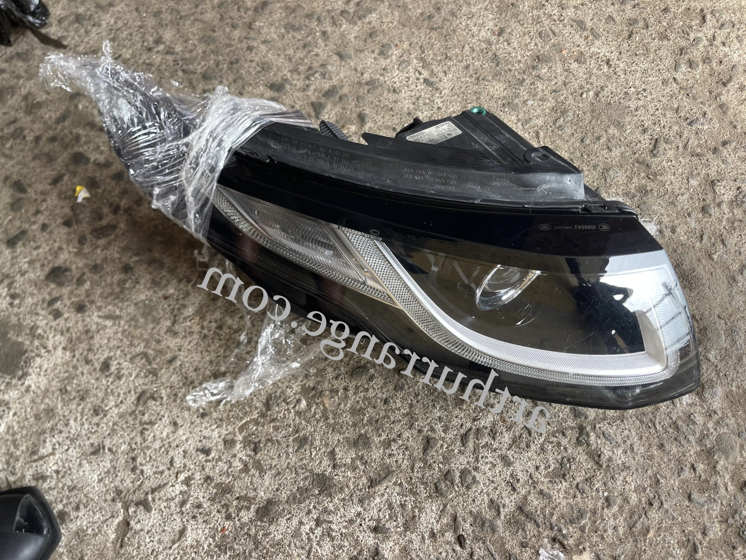 Headlights Evoque 2016 - View 4
